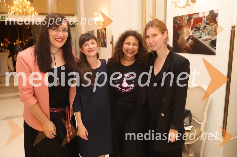  ... ;  ... ;  Lina Akif, igralka;  ... 59. Festival Borštnikovo srečanje, sklepna slovesnost s podelitvijo nagrad