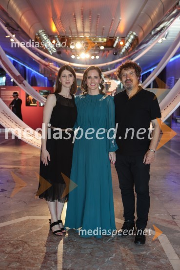  ... ;  Katja Ogrin, kustosinja, Cankarjev dom;  ... Drugi mednarodni plesni festival Baletne noči, otvoritev