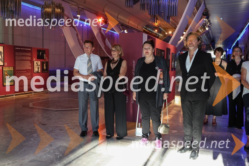  ... ;  ... ;  Uršula Cetinski, generalna direktorica, Cankarjev dom;  Renato Zanella, umetniški direktor ljubljanskega baletaDrugi mednarodni plesni festival Baletne noči, otvoritev