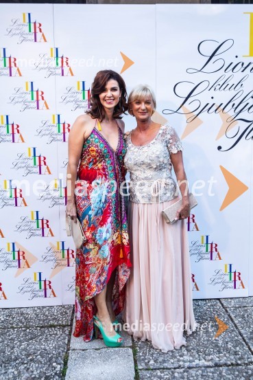  Nejka  Grabnar, direktorica kadrovske službe, Hidria;  Sonja Poljanšek Škrabec, lastnica Welness centra SunnyKresna noč 2024