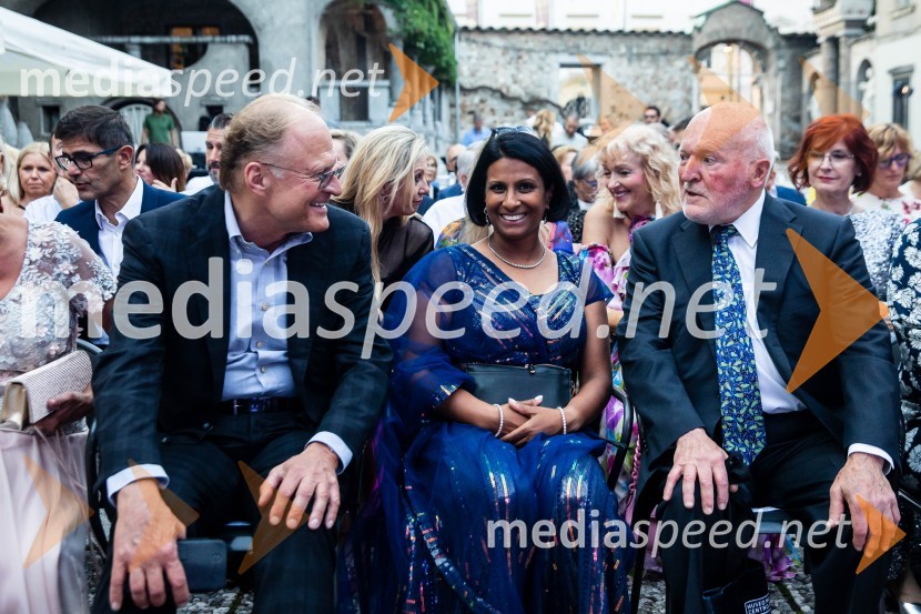  Janez  Škrabec, direktor Riko d.o.o.;  Vesna Nisha Dolinar, predsednica SILA 2012-2013 in lastnica restavracije Namaste;  Erwan FouereKresna noč 2024