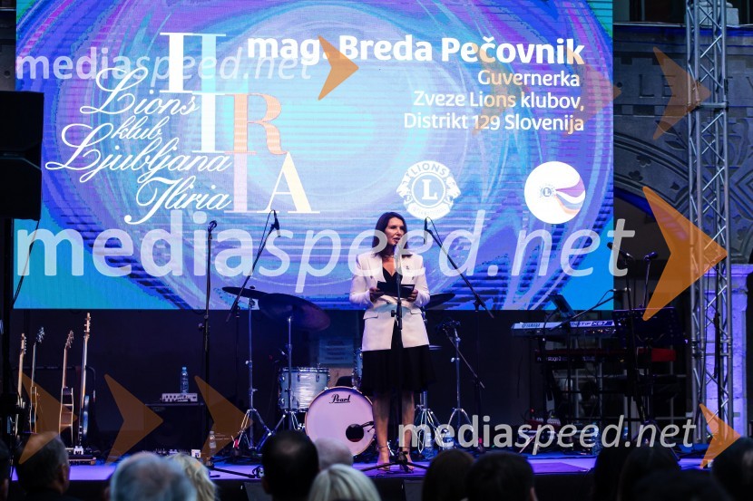 mag. Breda Pečovnik, direktorica kongresno komercialne dejavnosti Cankarjev domKresna noč 2024