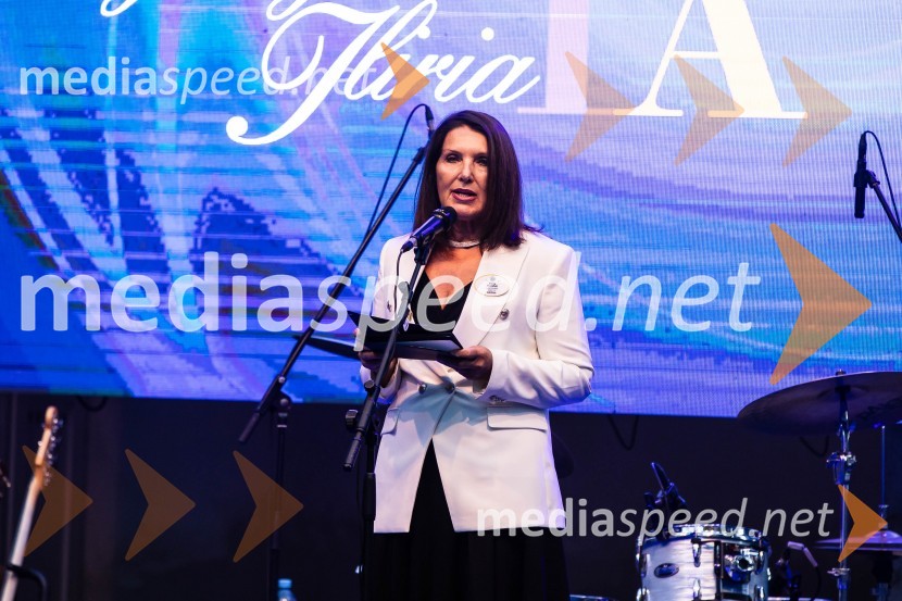 mag. Breda Pečovnik, direktorica kongresno komercialne dejavnosti Cankarjev domKresna noč 2024