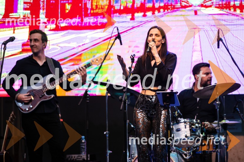  Lea Sirk, pevkaKresna noč 2024