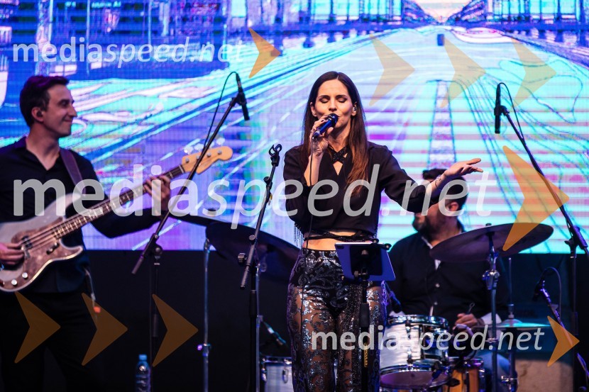  Lea Sirk, pevkaKresna noč 2024