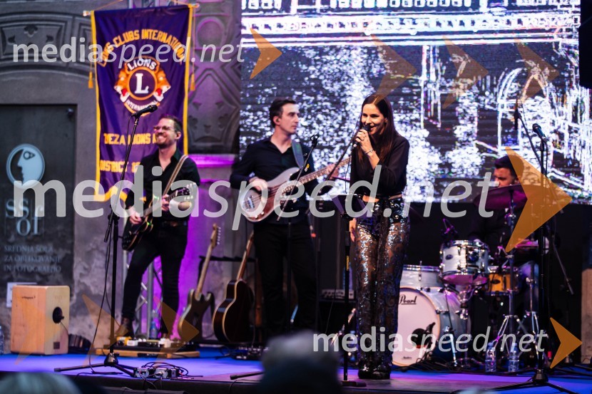  ... ;  Lea Sirk, pevkaKresna noč 2024