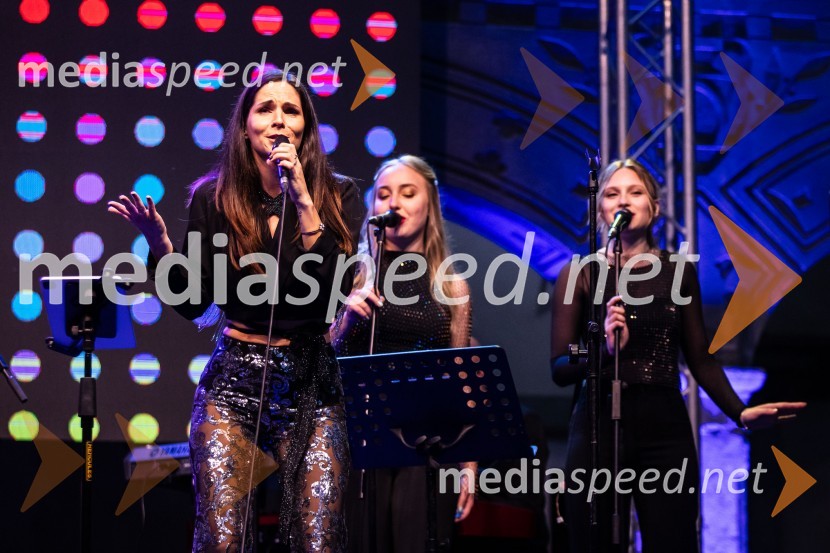  Lea Sirk, pevkaKresna noč 2024