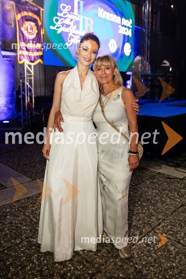  Urška Centa, plesalka flamenka;  Barbra Jermann, urednica revije SuzyKresna noč 2024