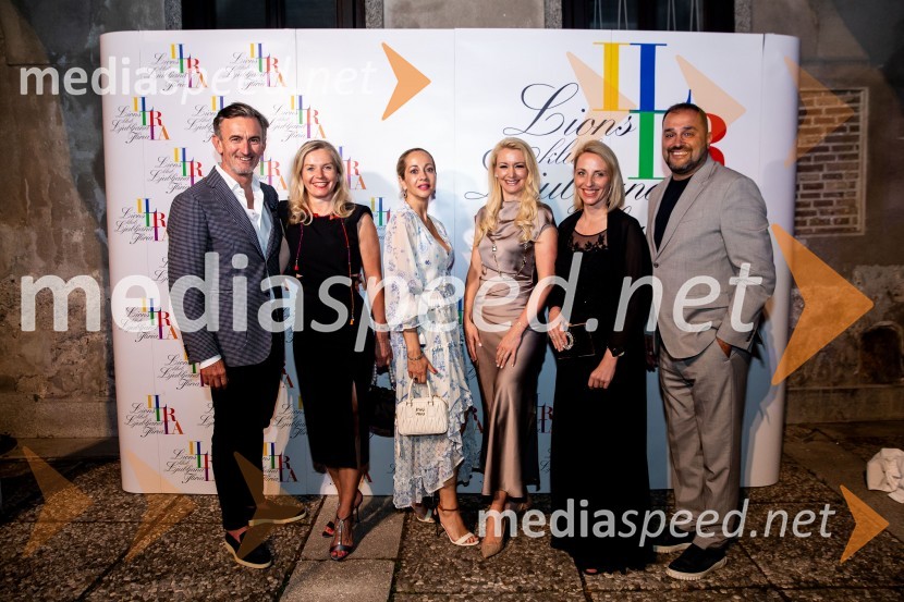  Marko Lukić, lastnik in direktor družbe Lumar IG;  Alenka  Lukić, prof. za oblikovanje na Srednji šoli za oblikovanje MB;  ... ;  Mojca  Kranjc;  ... ;  ... Kresna noč 2024