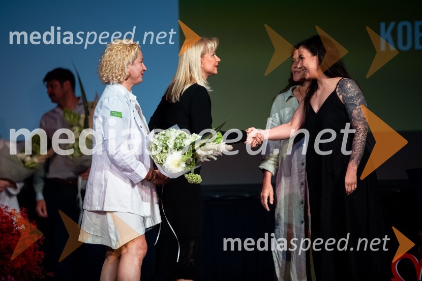  Ana Roš Stojan, kuharska mojstrica in najboljša chefinja na svetu po izboru akademije The World's 50 Best Restaurants ter direktorica Hiše Franko; mag. Maja Pak Olaj, direktorica, Slovenska turistična organizacija;  ... Razglasitev izbora Michelin guide Slovenija 2024