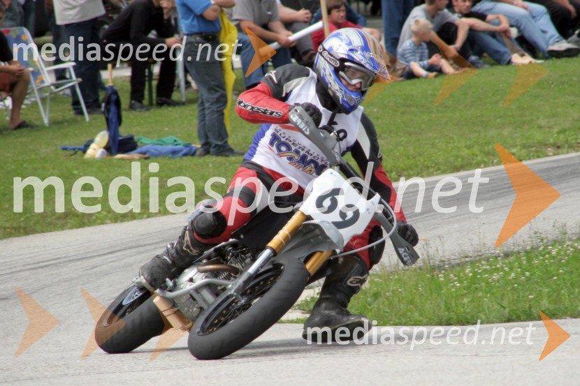 Matevž HribarHITROSTNI MOTOCIKLIZEM, DP4 - Pokal Tomos