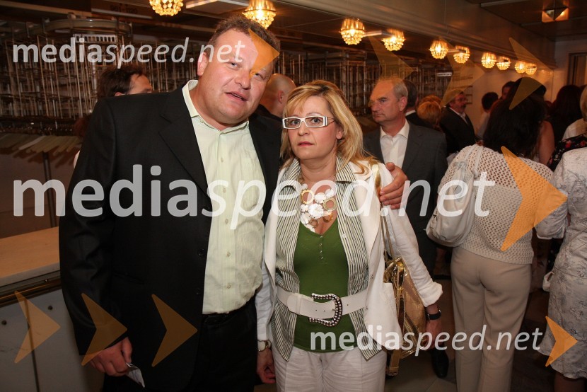 Ustavimo nasilje, dobrodelna gala prireditev