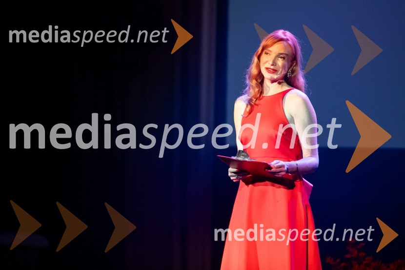  Mojca Mavec, voditeljicaRazglasitev izbora Michelin guide Slovenija 2024