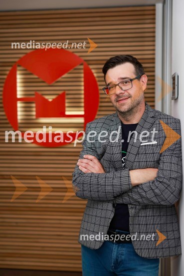  Boštjan Kralj, marketing in odnosi z javnostmi, Lumar IG d.o.o.Novinarska konferenca podjetja Lumar