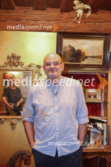  Urban Vovk, glavni urednik, BeletrinaPredstavitev knjige Glej ga, Součka!