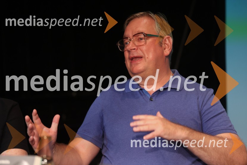  Robert Waltl, direktor, Mini teaterPredstavitev knjige Glej ga, Součka!