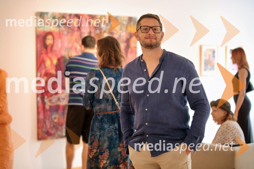 Odprtje razstave Lične zablode slikarja Patrika Dvorščaka