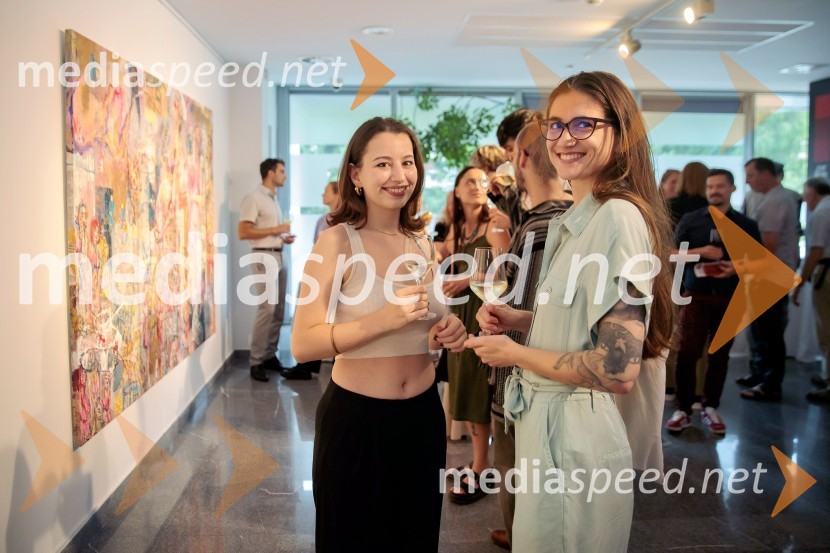 Odprtje razstave Lične zablode slikarja Patrika Dvorščaka