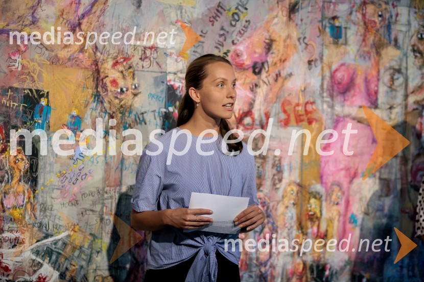  Pia Miklič, likovna kritičarkaOdprtje razstave Lične zablode slikarja Patrika Dvorščaka