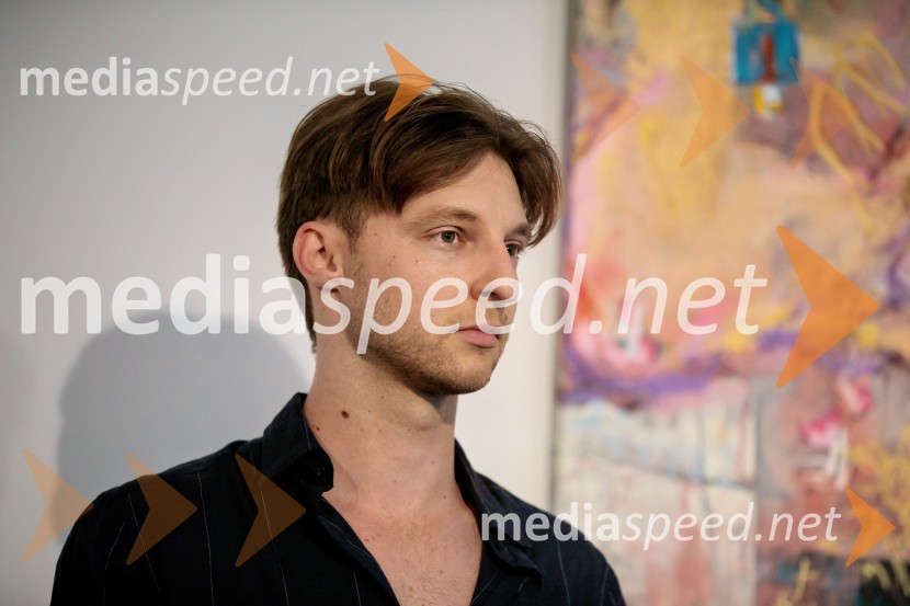  Patrik Dvorščak, slikarOdprtje razstave Lične zablode slikarja Patrika Dvorščaka