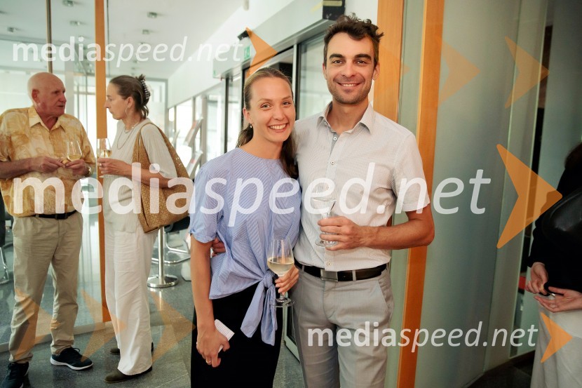  Pia Miklič, likovna kritičarka;  ... Odprtje razstave Lične zablode slikarja Patrika Dvorščaka