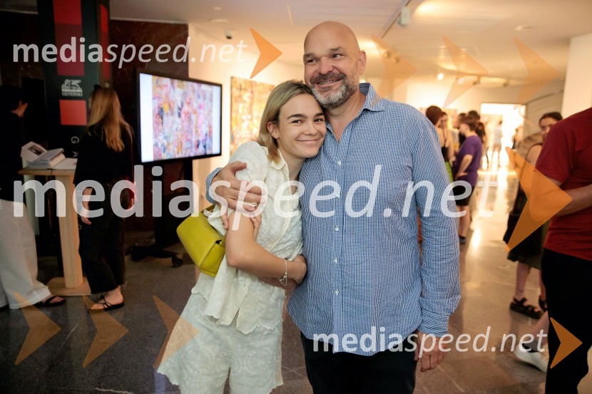 Odprtje razstave Lične zablode slikarja Patrika Dvorščaka