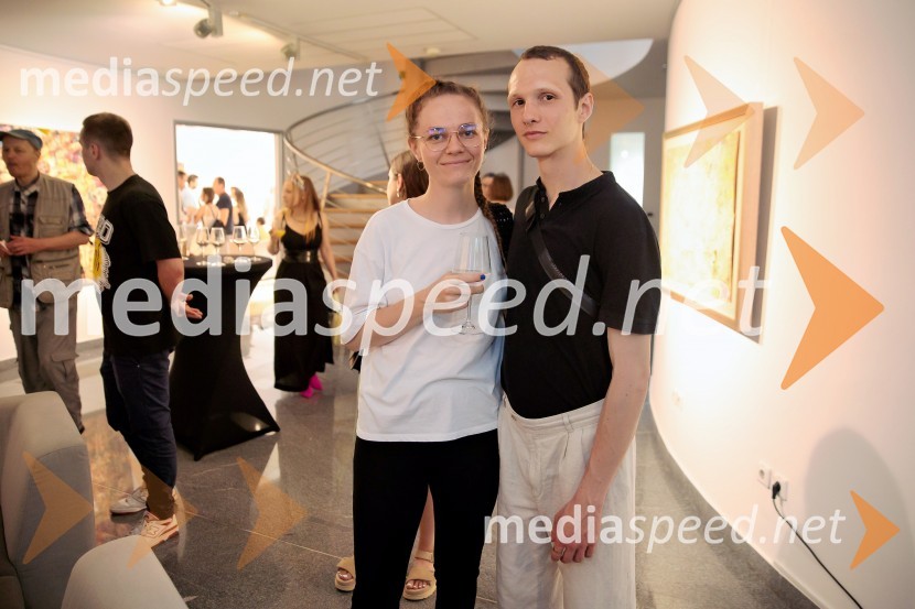 Odprtje razstave Lične zablode slikarja Patrika Dvorščaka