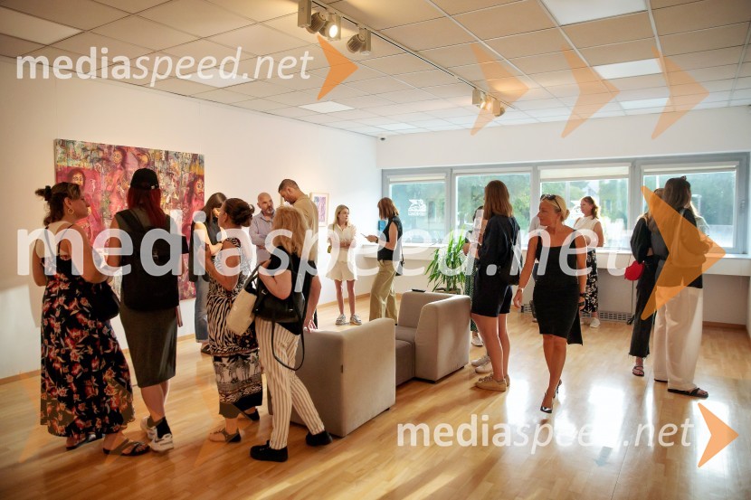 Odprtje razstave Lične zablode slikarja Patrika Dvorščaka