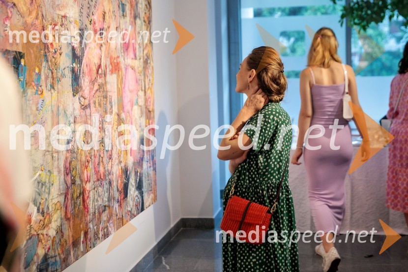 Odprtje razstave Lične zablode slikarja Patrika Dvorščaka