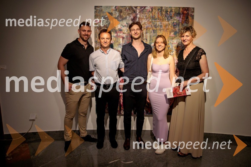  ... ;  ... ;  Patrik Dvorščak, slikar;  ... ;  ... Odprtje razstave Lične zablode slikarja Patrika Dvorščaka