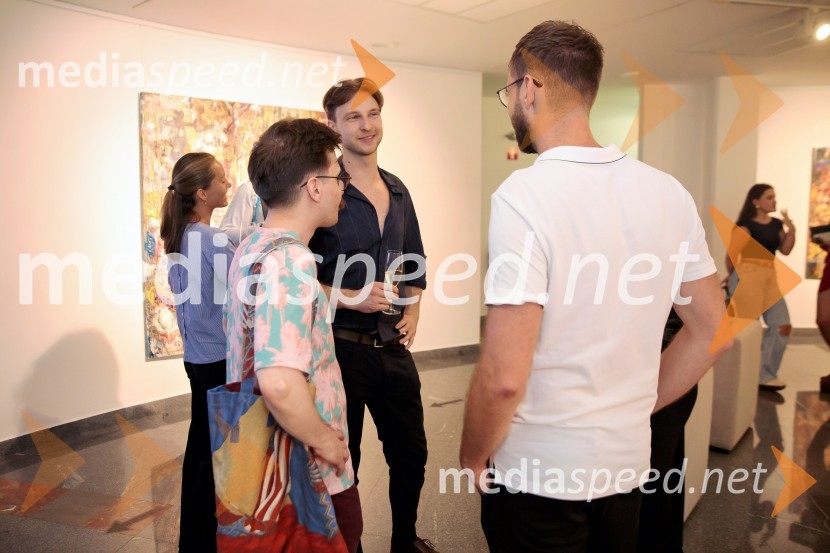  ... ;  Patrik Dvorščak, slikarOdprtje razstave Lične zablode slikarja Patrika Dvorščaka