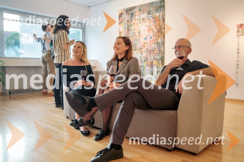  ... ;  Lana Plavčak;  ... Odprtje razstave Lične zablode slikarja Patrika Dvorščaka