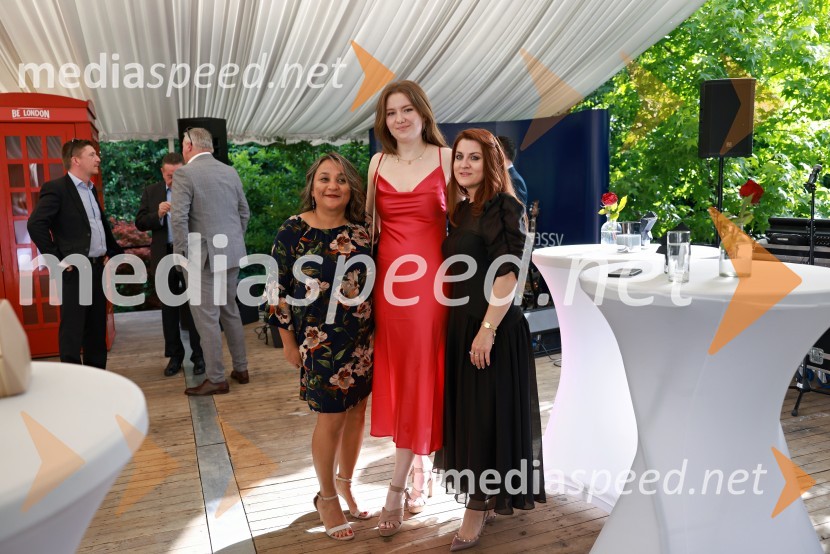  ... ;  ... ;  Špela Drobnič Rener, Britansko-slovenska gospodarska zbornicaBritansko veleposlaništvo v Ljubljani obeležilo rojstni dan kralja Karla III.