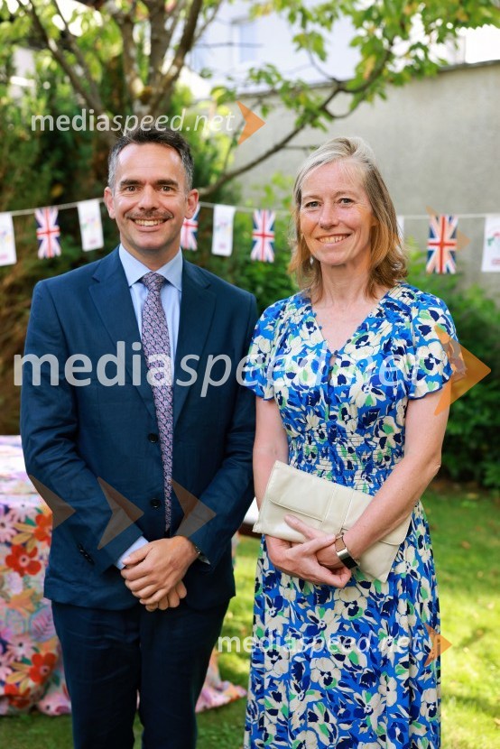  ... ;  Tiffany Sadler, veleposlanica Združenega kraljestva Velike Britanije in Severne IrskeBritansko veleposlaništvo v Ljubljani obeležilo rojstni dan kralja Karla III.