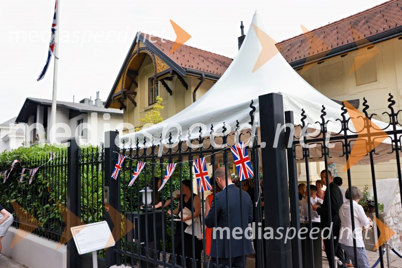 Britansko veleposlaništvo v Ljubljani obeležilo rojstni dan kralja Karla III.
