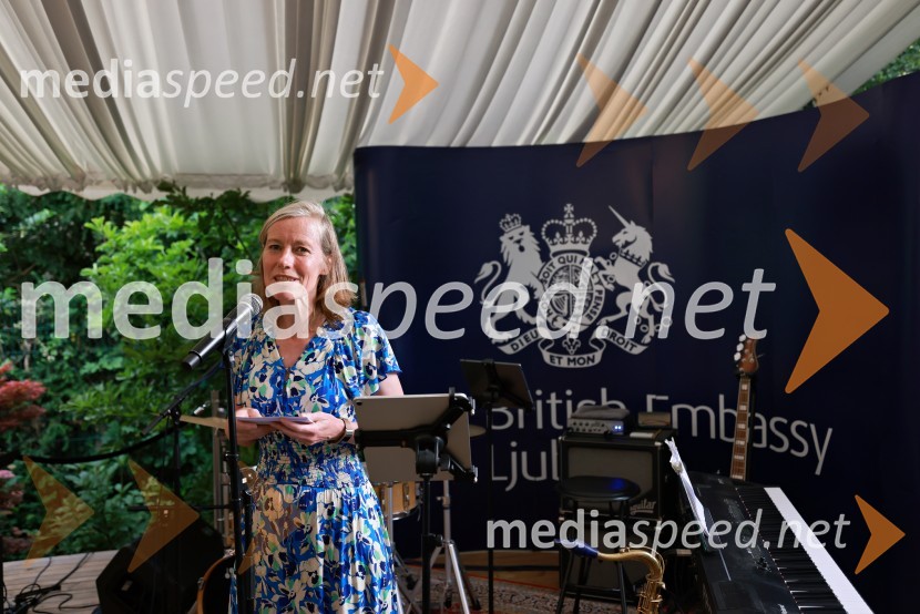  Tiffany Sadler, veleposlanica Združenega kraljestva Velike Britanije in Severne IrskeBritansko veleposlaništvo v Ljubljani obeležilo rojstni dan kralja Karla III.