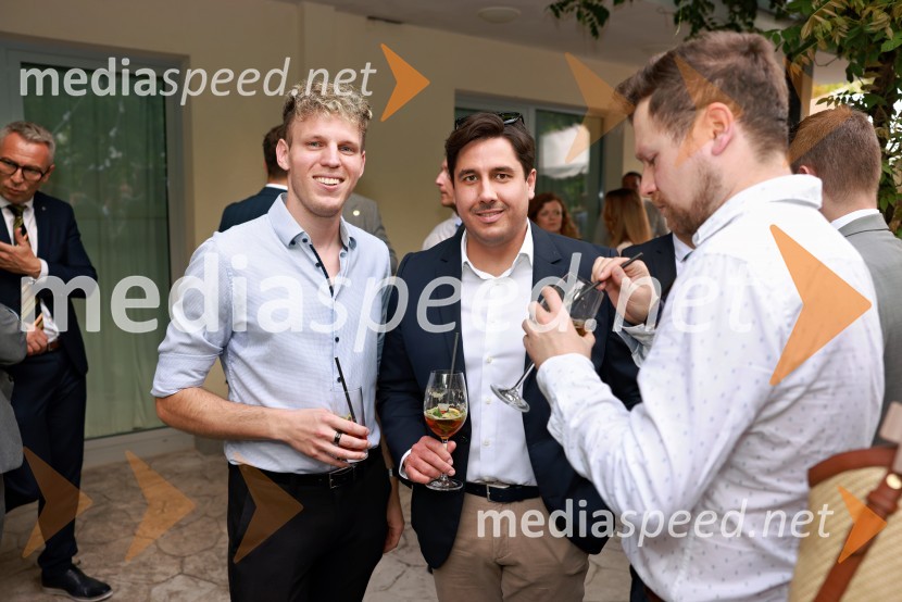 Britansko veleposlaništvo v Ljubljani obeležilo rojstni dan kralja Karla III.