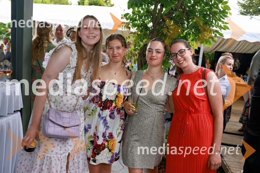 Britansko veleposlaništvo v Ljubljani obeležilo rojstni dan kralja Karla III.