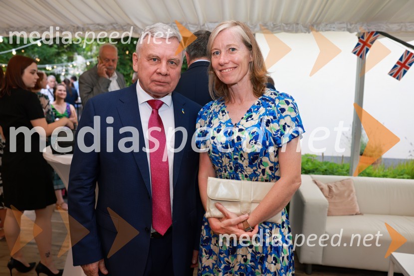  ... ;  Tiffany Sadler, veleposlanica Združenega kraljestva Velike Britanije in Severne IrskeBritansko veleposlaništvo v Ljubljani obeležilo rojstni dan kralja Karla III.