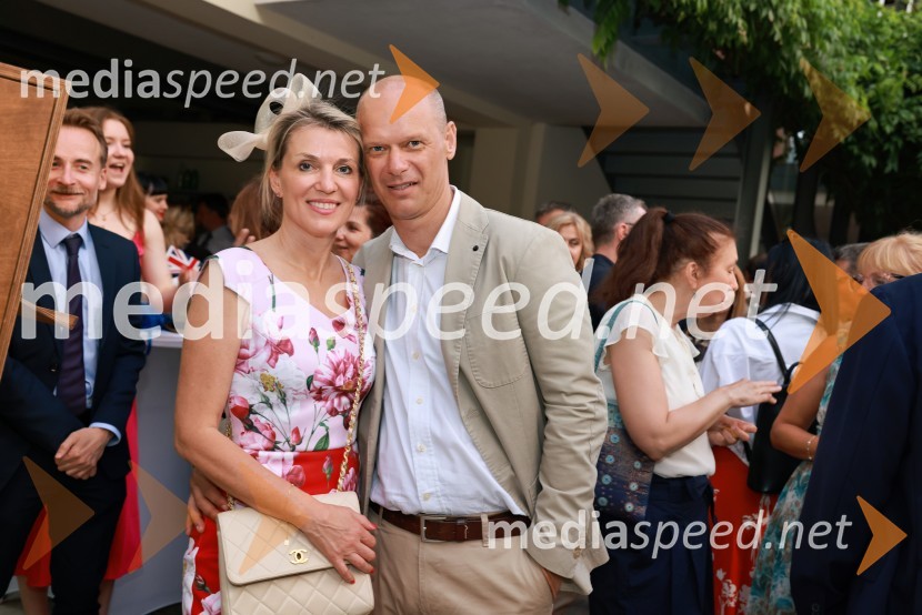  Barbara Uranjek, direktorica, Britansko-slovenska gospodarska zbornica;  Primož Kozina, odvetnikBritansko veleposlaništvo v Ljubljani obeležilo rojstni dan kralja Karla III.