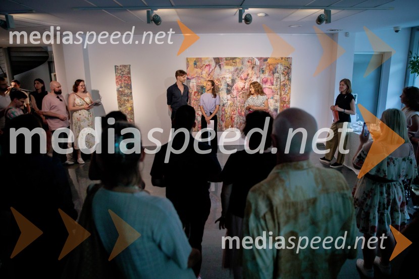 Odprtje razstave Lične zablode slikarja Patrika Dvorščaka