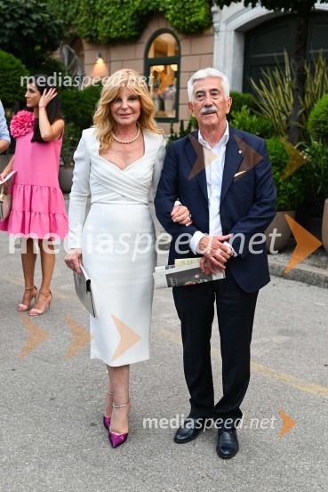  Darja Kuhar Kotnik, soustanoviteljica in podpredsednica Društva za zdravje naroda;  Rajko Kotnik, bivši poslovni direktor Cankarjevega doma, dosedanji predsednik Lions kluba Ljubljana RožnikOdprtje 72. Ljubljana festivala s tradicionalnim gala koncertom Poletna noč