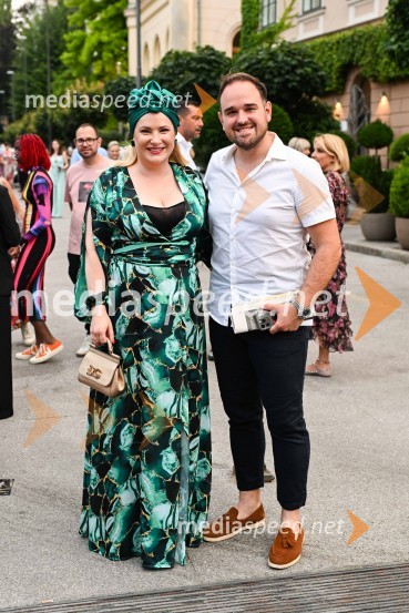  Danica Lovenjak, novinarka, voditeljica;  Žiga Lakner, pevecOdprtje 72. Ljubljana festivala s tradicionalnim gala koncertom Poletna noč