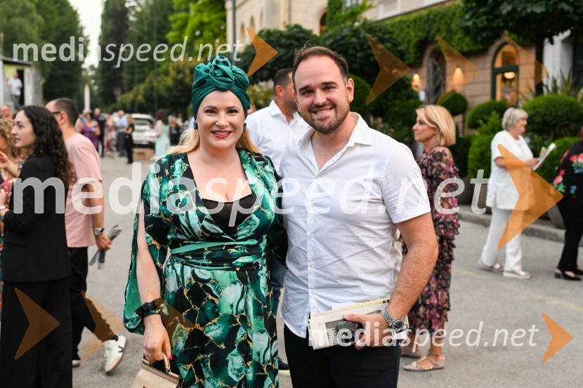  Danica Lovenjak, novinarka, voditeljica;  Žiga Lakner, pevecOdprtje 72. Ljubljana festivala s tradicionalnim gala koncertom Poletna noč