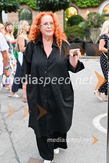  Neca Falk, pevkaOdprtje 72. Ljubljana festivala s tradicionalnim gala koncertom Poletna noč