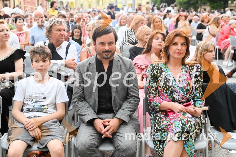  ... ;  ... ;  Janja LambergerOdprtje 72. Ljubljana festivala s tradicionalnim gala koncertom Poletna noč