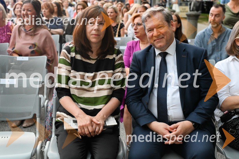  ... ;   Igor Papič, minister za izobraževanje, znanost in športOdprtje 72. Ljubljana festivala s tradicionalnim gala koncertom Poletna noč
