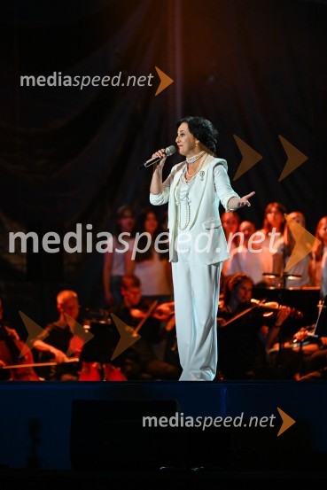  Lara Jankovič, igralkaOdprtje 72. Ljubljana festivala s tradicionalnim gala koncertom Poletna noč