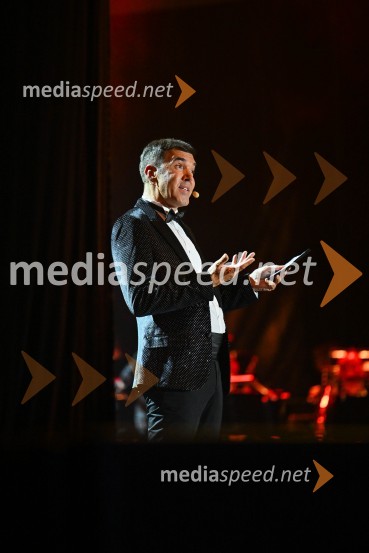  Mario Galunič, TV voditeljOdprtje 72. Ljubljana festivala s tradicionalnim gala koncertom Poletna noč