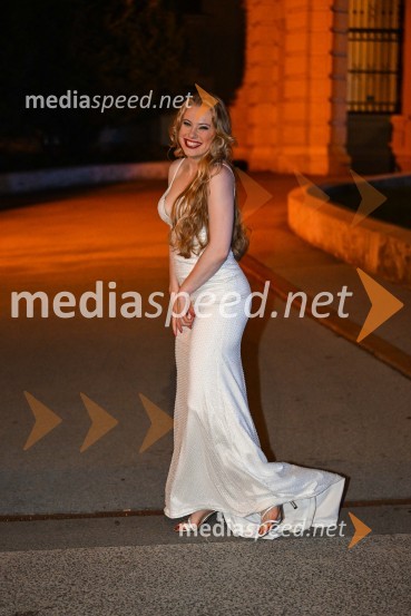  Zala Smolnikar, pevka- ZALIOdprtje 72. Ljubljana festivala s tradicionalnim gala koncertom Poletna noč